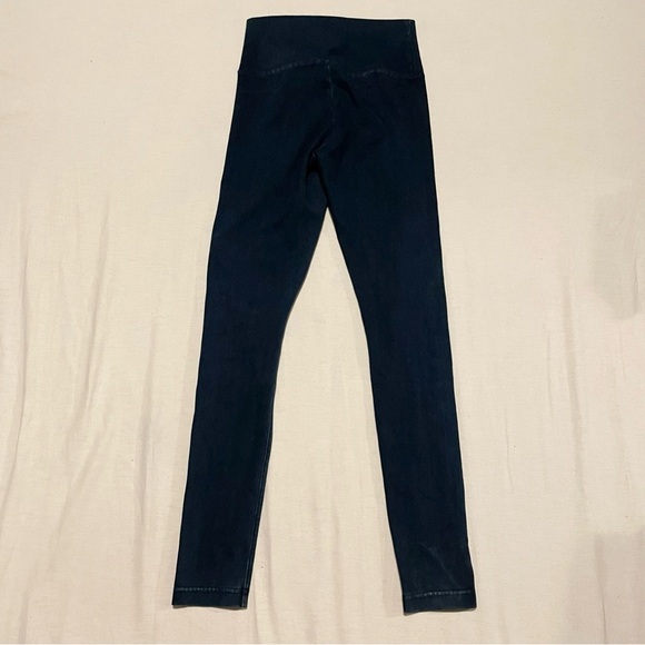 TNA Women's Blue Denim Leggings Size Small - Picture 11 of 16